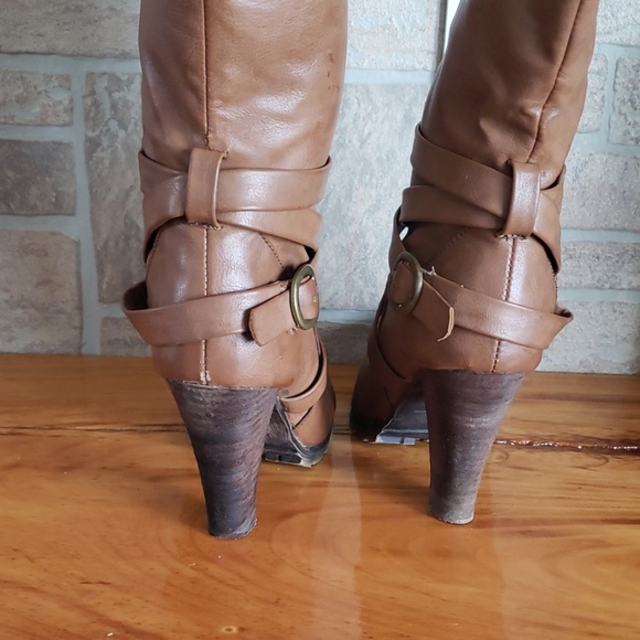 Cute,,,❣, womens boots, only worn a few times. - Picture 3 of 6